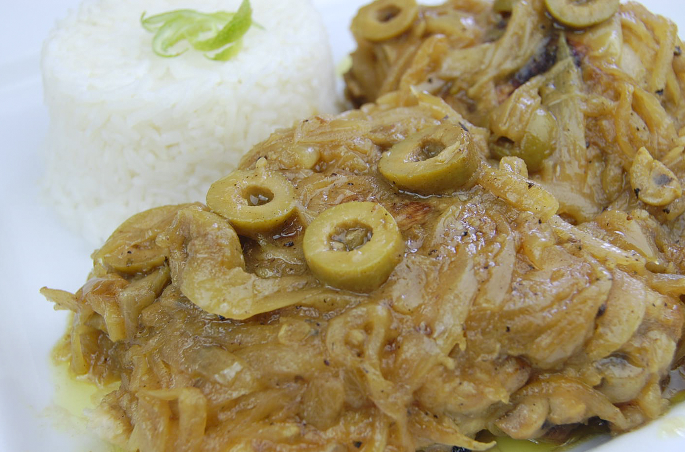 LE YASSA AU POULET