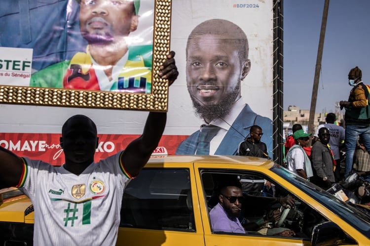 Présidentielle au Sénégal: Bassirou Diomaye Faye largement en tête selon les dernières tendances, le camp d’Amadou Ba affiche sérénité